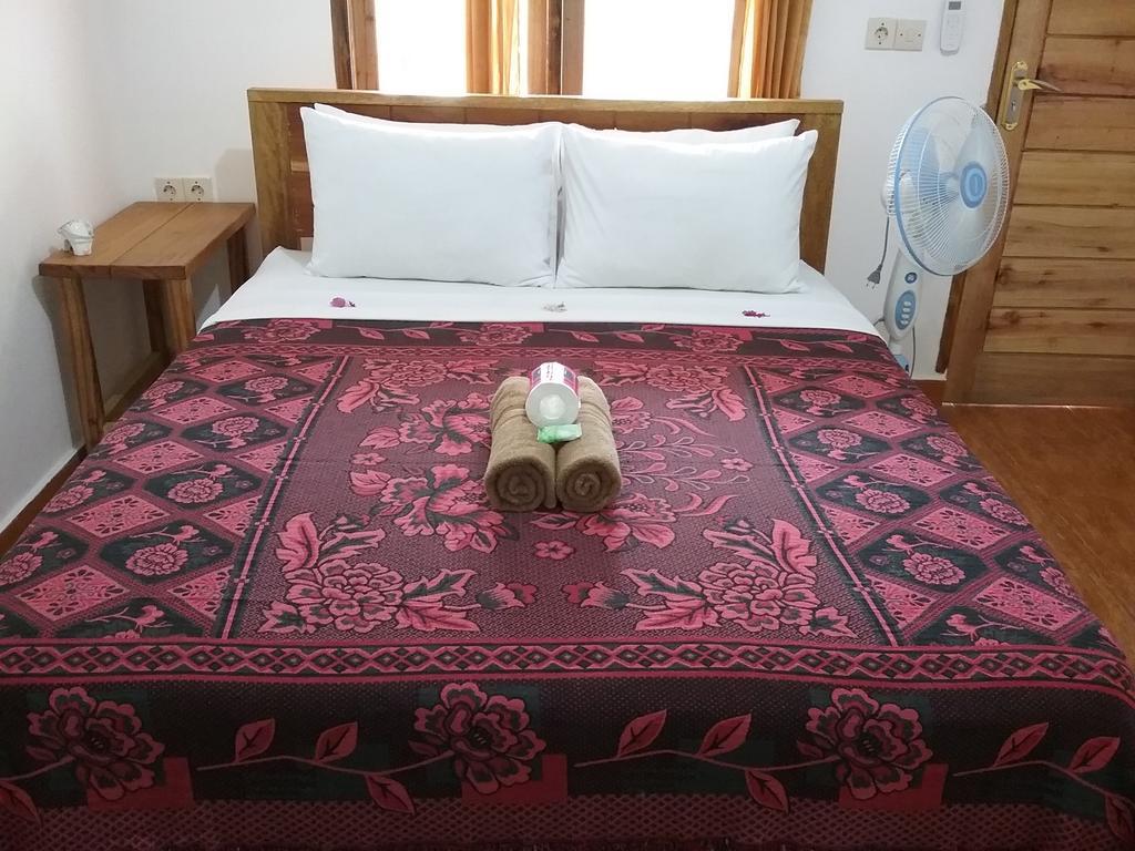 Putri Homestay غيلي مينو المظهر الخارجي الصورة