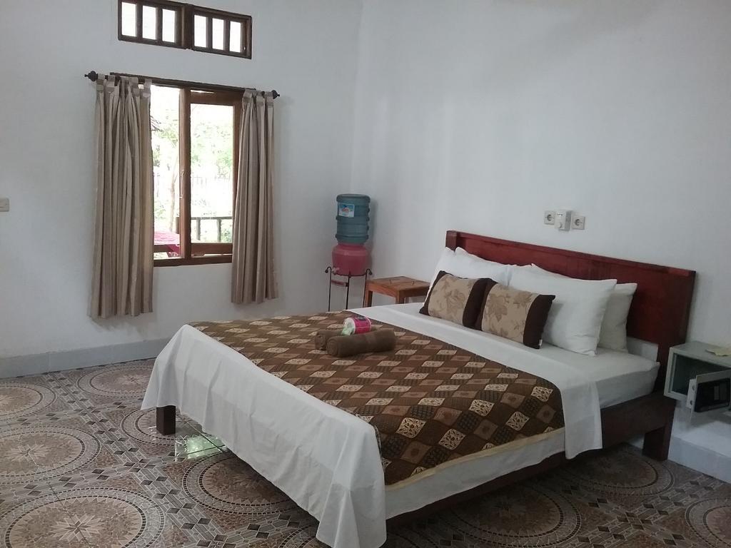 Putri Homestay غيلي مينو المظهر الخارجي الصورة